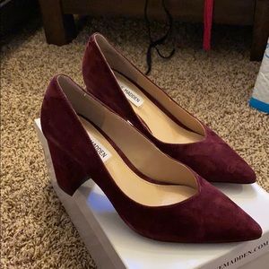 New Steve Madden burgundy suede low block heels